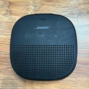 BOSE mini speaker